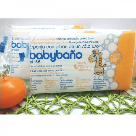 Toallitas de bebé o esponjas con jabón, ¿qué es mejor?