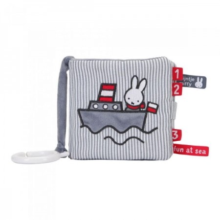 Libro Juegos Miffy Fun at Sea. Tiamo Collection