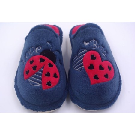 Zapatillas de casa “Montlis”.  Garzón...