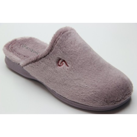 Zapatillas de casa “Montlis”.  Garzón...