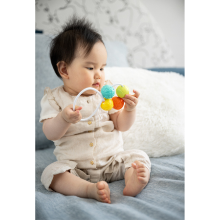 Sonajero de Bolas Tigex 3m+ | Más Pañales