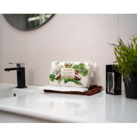 Esponjas de fibra con jabón y aroma de coco...