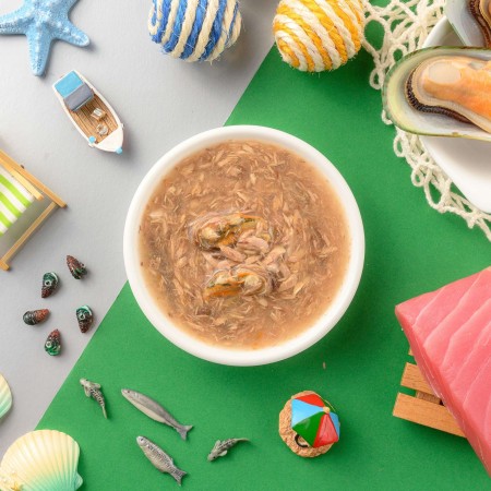 Pouch de atún y mejillón para gatos senior MOOCHIE delicias carnosas. 70 gr