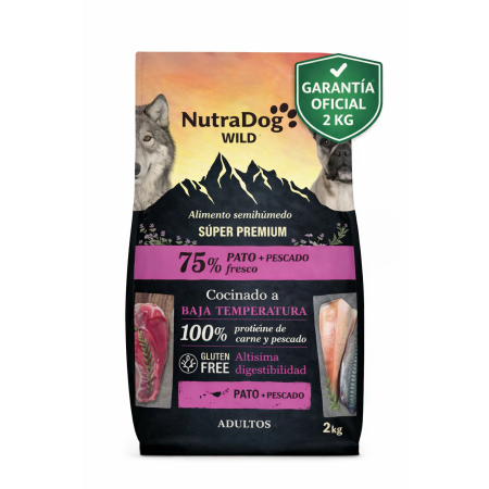Alimento semihúmedo para perros adultos pato y pescado 75% NutraDog WILD. 2 kg