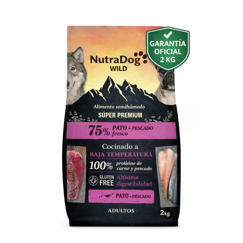 Alimento semihúmedo para perros adultos pato y pescado 75% NutraDog WILD. 2 kg