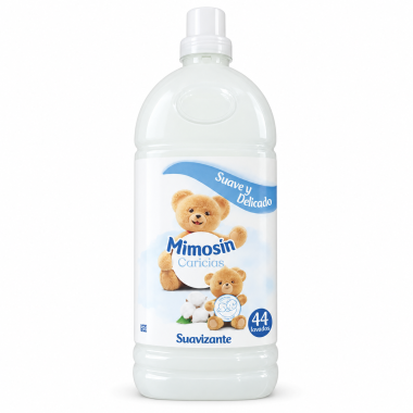 Mimosín Caricias suavizante para la ropa, formato de 44 lavados, con fragancia suave y delicada.