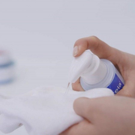 Agua Limpiadora sin aclarado 300 ml.  Mustela