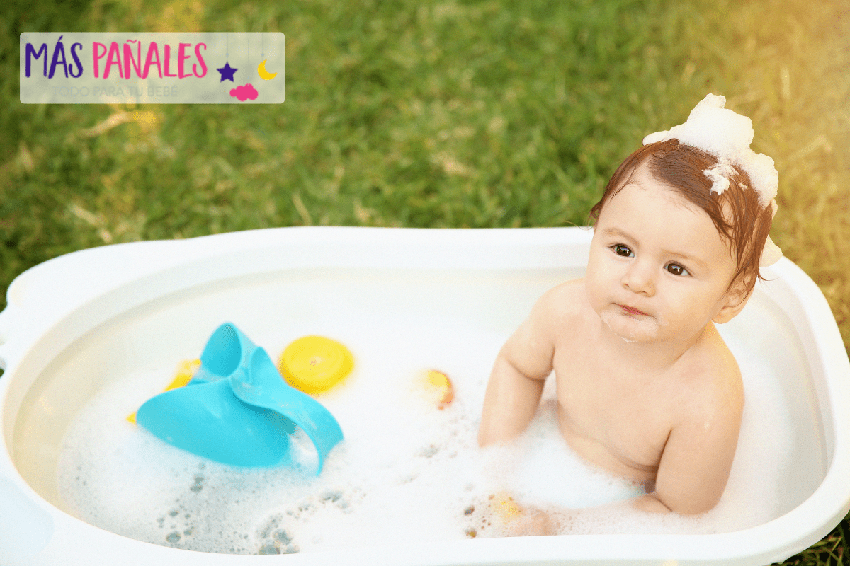 Guía práctica para el baño del bebé ▷